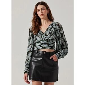 ASTR Women's Floral Faux Wrap Blouse Small V Neck Balloon Sleeve Fitted Waist